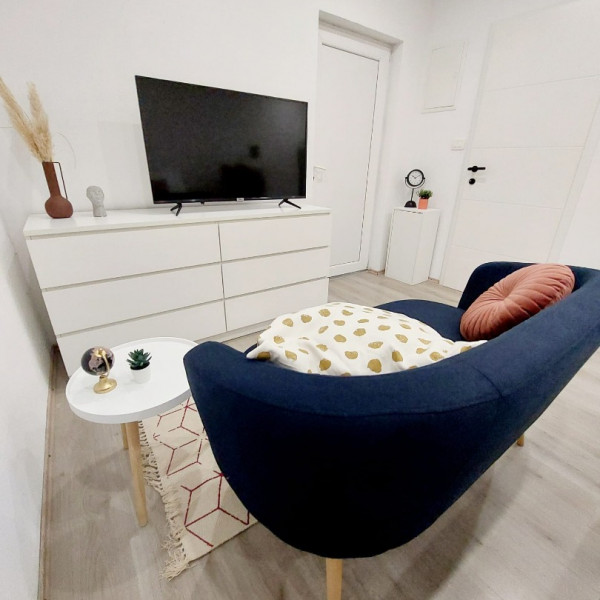 Studio apartment Charly, Apartments Charly Betina