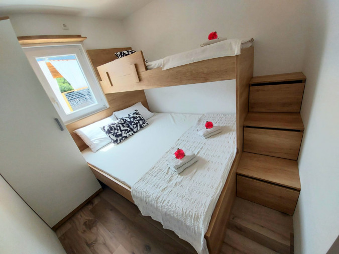 Mobile Home Charly, Apartments Charly Betina