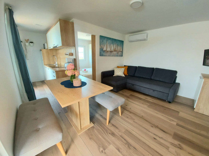 Mobile Home Charly, Apartments Charly Betina
