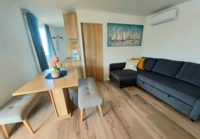 Mobile Home Charly, Apartments Charly Betina