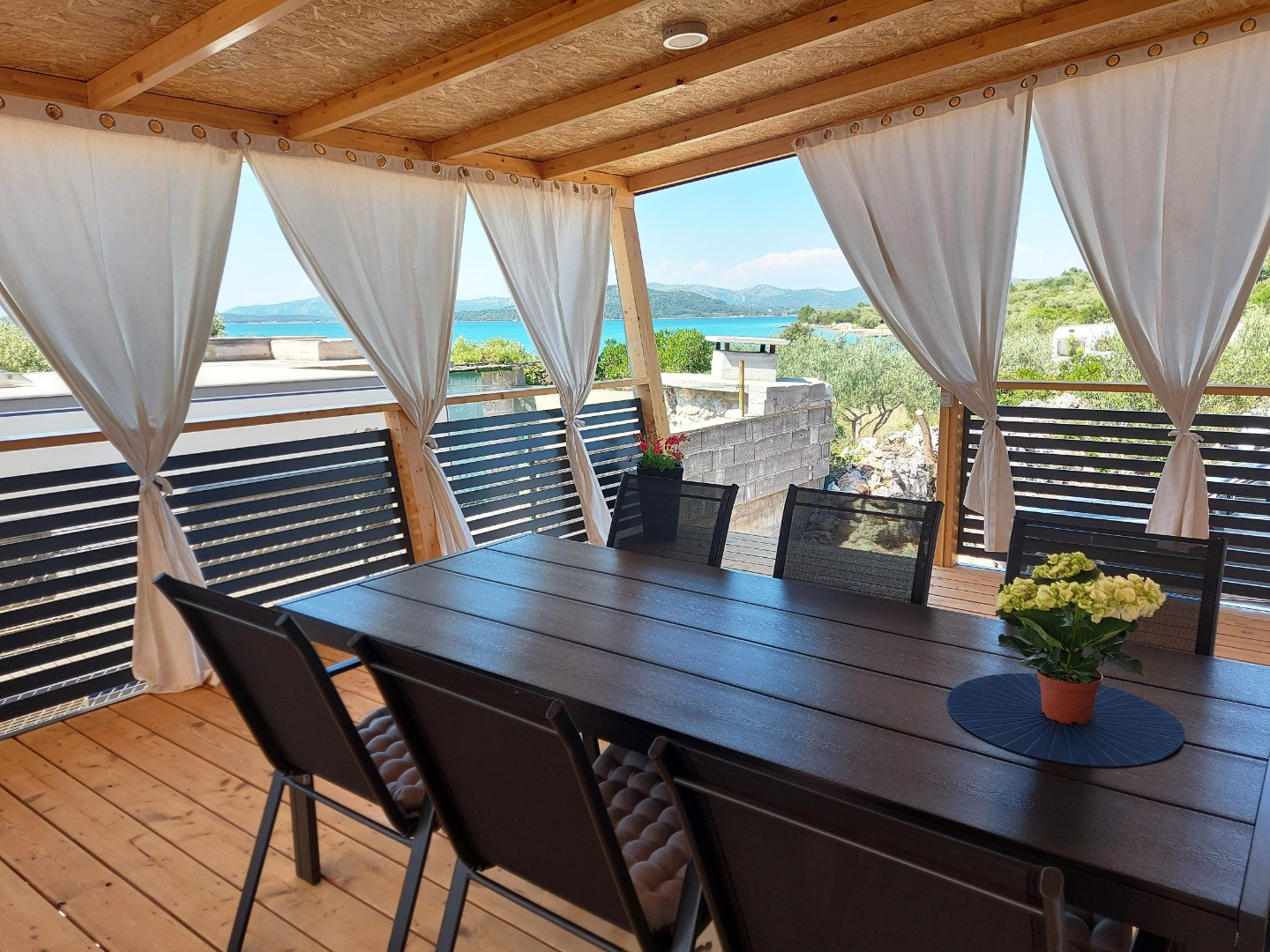 Apartments Charly - Accommodation right next to the sea, Betina- island Murter, Apartments Charly Betina